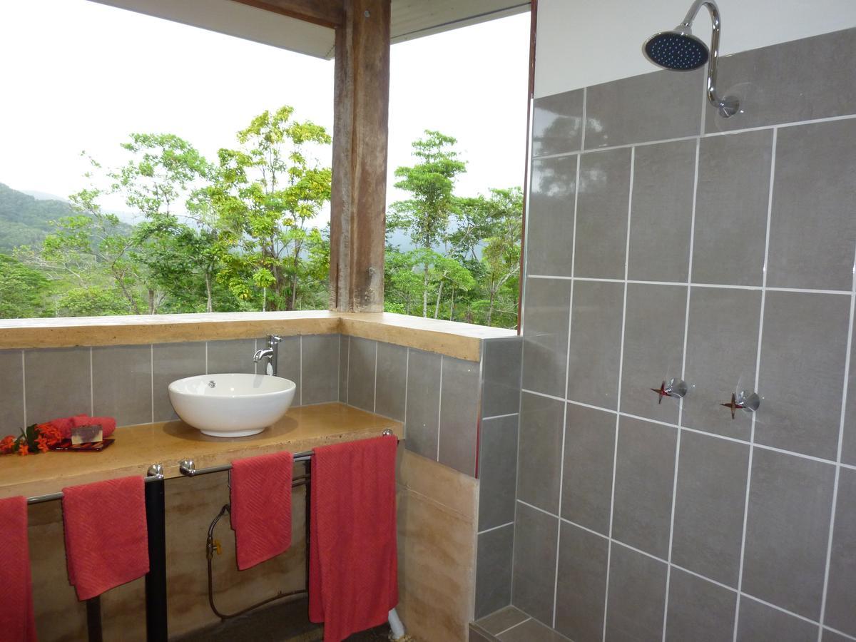 Wompoo Eco Retreat Bed & Breakfast Cow Bay Phòng bức ảnh